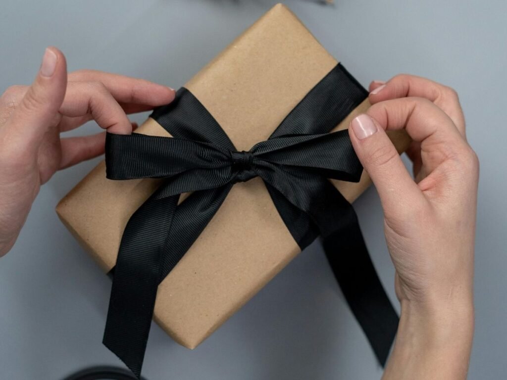 7 idejas, ko uzdāvināt vārda dienā