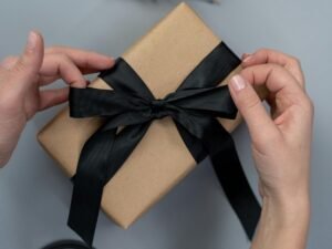 7 idejas, ko uzdāvināt vārda dienā